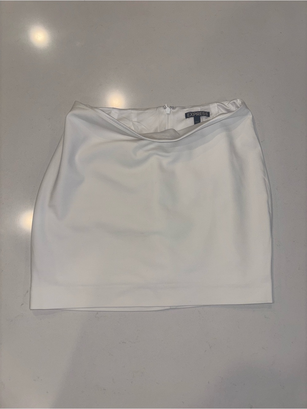 Express White Mini Skirt - Sleek Straight Cut